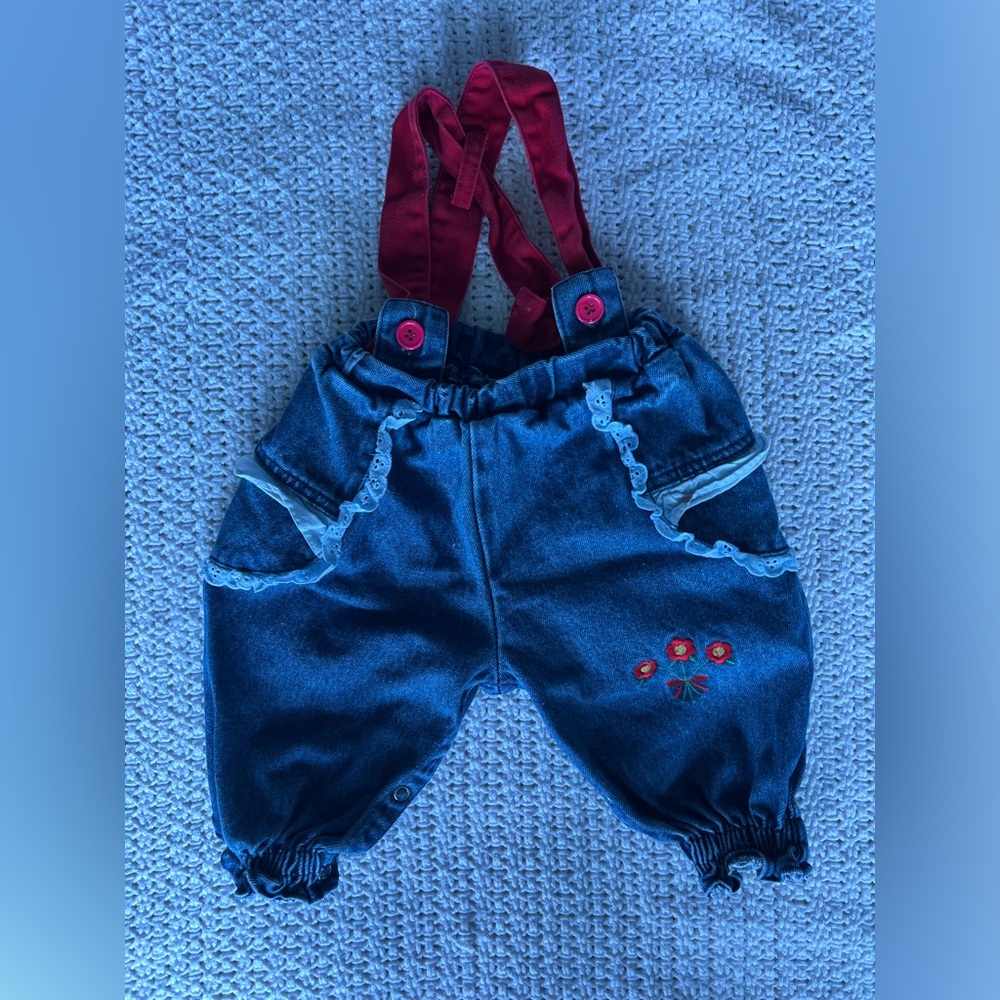 Vintage baby jeans with suspenders 6-9 months